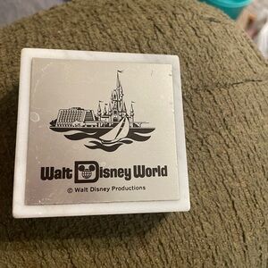 Walt Disney World White Decorative paperweight